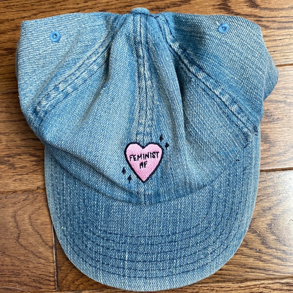 Feminist AF Hat - Picture 5 of 6